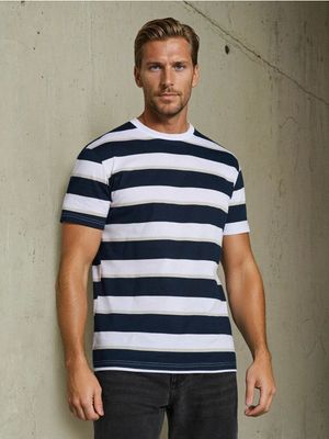 T-shirt męski na wiosnę casualowy ze sklepu: Sinsay w kategorii: T-shirty męskie - zdjęcie CC22A15-4CA-6968_294HL