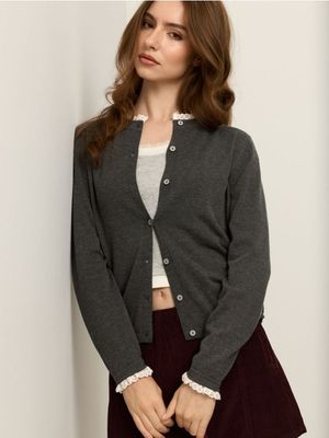 Sweter damski Sinsay ze sklepu: Sinsay w kategorii: Swetry damskie - zdjęcie CC22A15-4CA-6968_308JW