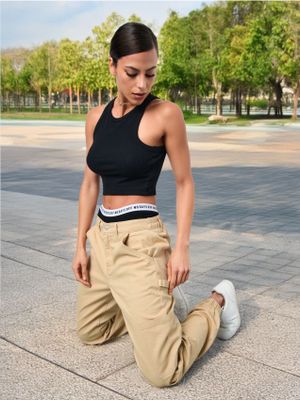 Jeansy damskie casual ze sklepu: Sinsay w kategorii: Jeansy damskie - zdjęcie CC22A15-4CA-6968_492BB