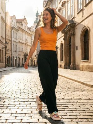 Bluzka damska Sinsay ze sklepu: Sinsay w kategorii: Bluzki damskie - zdjęcie CC22A15-4CA-6968_579HA