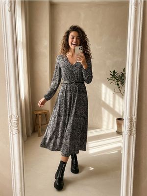 Sukienka casual Sinsay ze sklepu: Sinsay w kategorii: Sukienki - zdjęcie CC22A15-4CA-6968_601FI