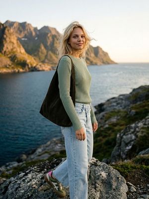 Sweter damski ze sklepu: Sinsay w kategorii: Swetry damskie - zdjęcie CC22A15-4CA-6968_651IJ