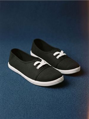 Trampki damskie ze sklepu: Sinsay w kategorii: Trampki damskie - zdjęcie CC22A15-4CA-6968_800DG
