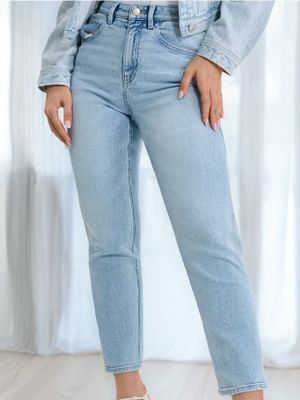 Jeansy damskie jesienne ze sklepu: Sinsay w kategorii: Jeansy damskie - zdjęcie CC22A15-4CA-6968_827DB
