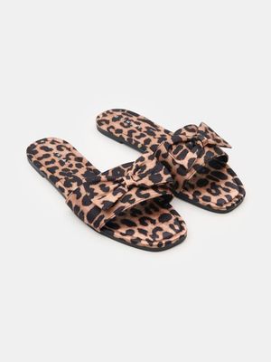 Klapki damskie Sinsay ze sklepu: Sinsay w kategorii: Klapki damskie - zdjęcie CC22A15-4CA-6968_830HU