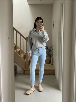 Jeansy damskie na lato ze sklepu: Sinsay w kategorii: Jeansy damskie - zdjęcie CC22A15-4CA-6968_872FI