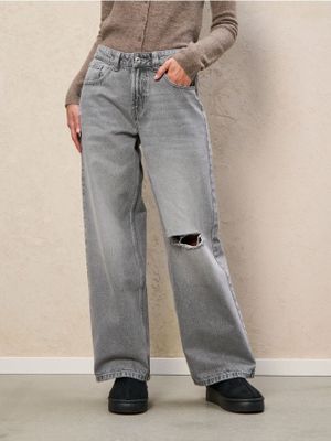 Jeansy damskie ze sklepu: Sinsay w kategorii: Jeansy damskie - zdjęcie CC22A15-4CA-6968_885EV
