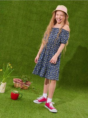 Sukienka dziewczęca Sinsay ze sklepu: Sinsay w kategorii: Sukienki dziewczęce - zdjęcie CC22A15-4CA-6968_889HB