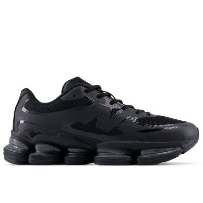 Buty sportowe męskie z koronką New Balance ze sklepu: streetstyle24.pl w kategorii: Buty sportowe męskie - zdjęcie E12E2BE-C1C-9438_3243735