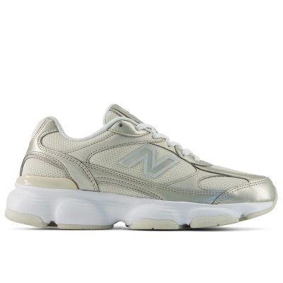 Buty sportowe damskie New Balance ze sklepu: streetstyle24.pl w kategorii: Buty sportowe damskie - zdjęcie E12E2BE-C1C-9438_3243928