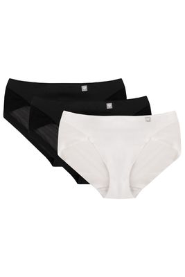 Majtki damskie casual Wol-Bar ze sklepu: kontri.pl w kategorii: Majtki damskie - zdjęcie E1A5966-47C-7221_32383