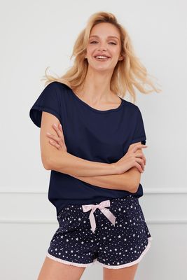 Piżama w nadruki Italian Fashion ze sklepu: kontri.pl w kategorii: Piżamy damskie - zdjęcie E1A5966-47C-7221_35199