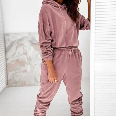 Dres damski casual Intimica ze sklepu: Intimica.pl w kategorii: Dresy damskie - zdjęcie WP-ADS-RTKIFPPPR_8806063210825