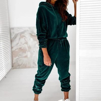 Dres damski casual Intimica ze sklepu: Intimica.pl w kategorii: Dresy damskie - zdjęcie WP-ADS-RTKIFPPPR_8806063210825