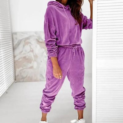 Dres damski casual Intimica ze sklepu: Intimica.pl w kategorii: Dresy damskie - zdjęcie WP-ADS-RTKIFPPPR_8806063210825
