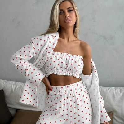 Komplet casual Intimica ze sklepu: Intimica.pl w kategorii: Komplety i garnitury damskie - zdjęcie WP-ADS-RTKIFPPPR_9422572618057