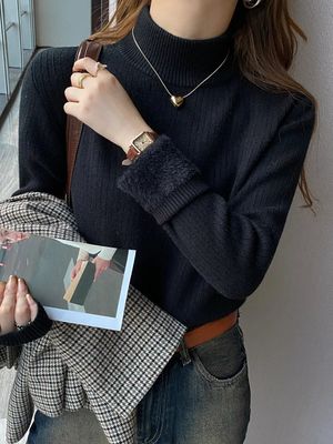 Sweter damski na zimę Intimica ze sklepu: Intimica.pl w kategorii: Swetry damskie - zdjęcie WP-ADS-RTKIFPPPR_9779739787593