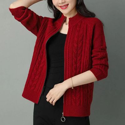 Sweter damski casual Intimica ze sklepu: Intimica.pl w kategorii: Swetry damskie - zdjęcie WP-ADS-RTKIFPPPR_9781562409289
