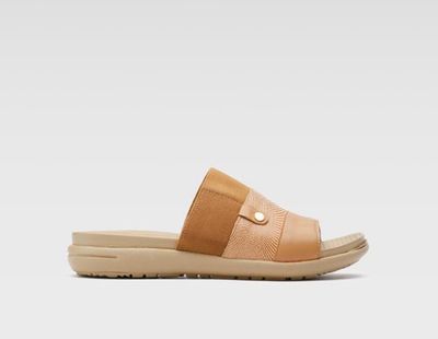 Klapki damskie na lato Go Soft ze sklepu: ccc.eu w kategorii: Klapki damskie - zdjęcie WP-CCC-G202M-SEF_5904248649746