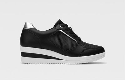 Buty sportowe damskie Clara Barson ze sklepu: ccc.eu w kategorii: Buty sportowe damskie - zdjęcie WP-CCC-G202M-SEF_5904862441214