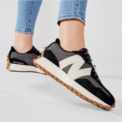Buty sportowe damskie wiosenne New Balance ze sklepu: eobuwie.pl w kategorii: Buty sportowe damskie - zdjęcie WP-EBWP-9KUZS-09B_0000208638791