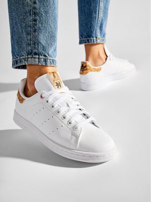 Buty sportowe damskie wiosenne adidas ze sklepu: eobuwie.pl w kategorii: Buty sportowe damskie - zdjęcie WP-EBWP-9KUZS-09B_0000209032956