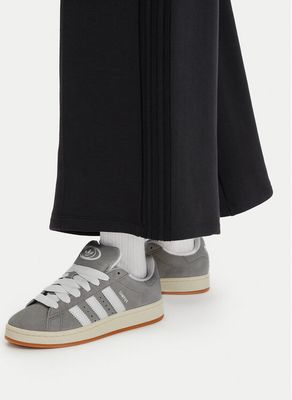 Buty sportowe damskie na wiosnę adidas ze sklepu: eobuwie.pl w kategorii: Buty sportowe damskie - zdjęcie WP-EBWP-9KUZS-09B_0000304853289