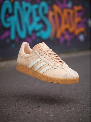Buty sportowe damskie na wiosnę adidas ze sklepu: eobuwie.pl w kategorii: Buty sportowe damskie - zdjęcie WP-EBWP-9KUZS-09B_0000305176646