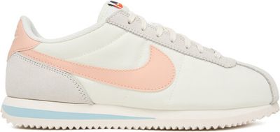 Buty sportowe damskie na wiosnę Nike ze sklepu: eobuwie.pl w kategorii: Buty sportowe damskie - zdjęcie WP-EBWP-9KUZS-09B_0000305187086