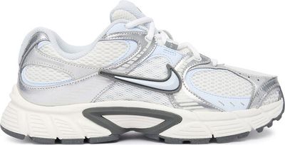 Buty sportowe damskie eleganckie Nike ze sklepu: eobuwie.pl w kategorii: Buty sportowe damskie - zdjęcie WP-EBWP-9KUZS-09B_0000305747495
