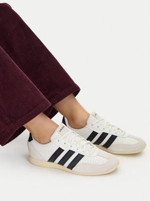 Buty sportowe damskie na wiosnę adidas ze sklepu: eobuwie.pl w kategorii: Buty sportowe damskie - zdjęcie WP-EBWP-9KUZS-09B_0000305785138