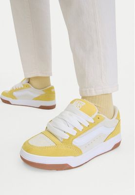 Buty sportowe damskie na wiosnę Vans ze sklepu: eobuwie.pl w kategorii: Buty sportowe damskie - zdjęcie WP-EBWP-9KUZS-09B_0000305870131