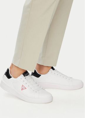 Buty sportowe męskie wiosenne Guess ze sklepu: eobuwie.pl w kategorii: Buty sportowe męskie - zdjęcie WP-EBWP-9KUZS-09B_0000305930262