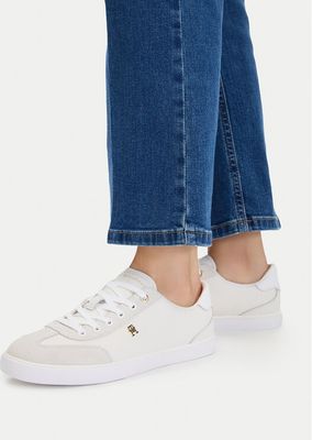 Tommy Hilfiger - Buty sportowe damskie na wiosnę ze sklepu: eobuwie.pl w kategorii: Buty sportowe damskie - zdjęcie WP-EBWP-9KUZS-09B_0000305961648
