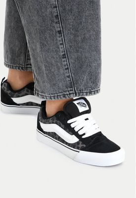 Vans - Trampki damskie wiosenne ze sklepu: eobuwie.pl w kategorii: Trampki damskie - zdjęcie WP-EBWP-9KUZS-09B_0000306393707
