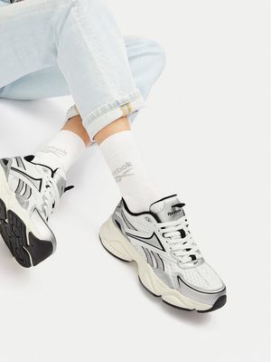 Buty sportowe damskie na wiosnę Reebok ze sklepu: eobuwie.pl w kategorii: Buty sportowe damskie - zdjęcie WP-EBWP-9KUZS-09B_5903419834554