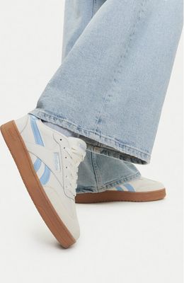 Buty sportowe damskie wiosenne Reebok ze sklepu: eobuwie.pl w kategorii: Buty sportowe damskie - zdjęcie WP-EBWP-9KUZS-09B_5903419850110