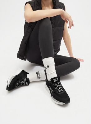 Buty sportowe damskie Reebok ze sklepu: eobuwie.pl w kategorii: Buty sportowe damskie - zdjęcie WP-EBWP-9KUZS-09B_5903698586762