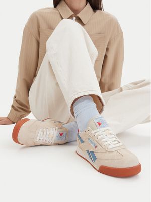 Buty sportowe damskie wiosenne Reebok ze sklepu: eobuwie.pl w kategorii: Buty sportowe damskie - zdjęcie WP-EBWP-9KUZS-09B_5906751509845
