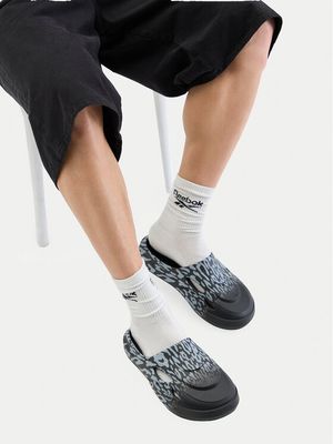 Klapki męskie na lato Reebok ze sklepu: eobuwie.pl w kategorii: Klapki męskie - zdjęcie WP-EBWP-9KUZS-09B_5906751661567