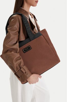 Shopper bag na zimę Nine West ze sklepu: eobuwie.pl w kategorii: Torby Shopper bag - zdjęcie WP-EBWP-9KUZS-09B_5906751677841