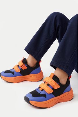 Buty sportowe dziecięce na wiosnę Guess ze sklepu: eobuwie.pl w kategorii: Buty sportowe dziecięce - zdjęcie WP-EBWP-9KUZS-09B_5906751754740