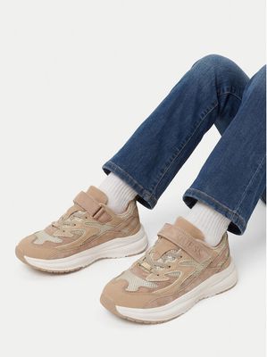 Buty sportowe dziecięce Guess ze sklepu: eobuwie.pl w kategorii: Buty sportowe dziecięce - zdjęcie WP-EBWP-9KUZS-09B_5906751758366