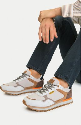 Buty sportowe męskie wiosenne Guess Jeans ze sklepu: eobuwie.pl w kategorii: Buty sportowe męskie - zdjęcie WP-EBWP-9KUZS-09B_5906751958100