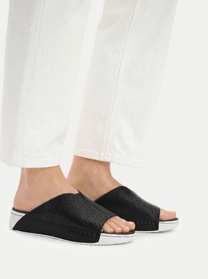 Klapki damskie na lato Go Soft ze sklepu: eobuwie.pl w kategorii: Klapki damskie - zdjęcie WP-EBWP-9KUZS-09B_5906751996522