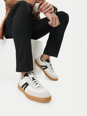 Guess Jeans - Buty sportowe męskie na wiosnę ze sklepu: eobuwie.pl w kategorii: Buty sportowe męskie - zdjęcie WP-EBWP-9KUZS-09B_5907964025894