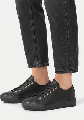 JENNY - Buty sportowe damskie wiosenne ze sklepu: eobuwie.pl w kategorii: Buty sportowe damskie - zdjęcie WP-EBWP-9KUZS-09B_5907964153375