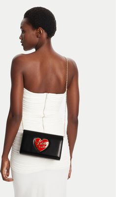 Kopertówka elegancka Love Moschino ze sklepu: eobuwie.pl w kategorii: Kopertówki - zdjęcie WP-EBWP-9KUZS-09B_8057623918955