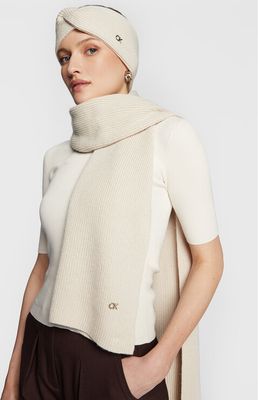Szalik/chusta Calvin Klein ze sklepu: eobuwie.pl w kategorii: Szaliki i chusty damskie - zdjęcie WP-EBWP-9KUZS-09B_8719856983413