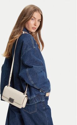 Listonoszka na jesień Tommy Jeans ze sklepu: eobuwie.pl w kategorii: Listonoszki - zdjęcie WP-EBWP-9KUZS-09B_8721185099567